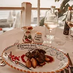 Gasthuis Residenza Genua 4*