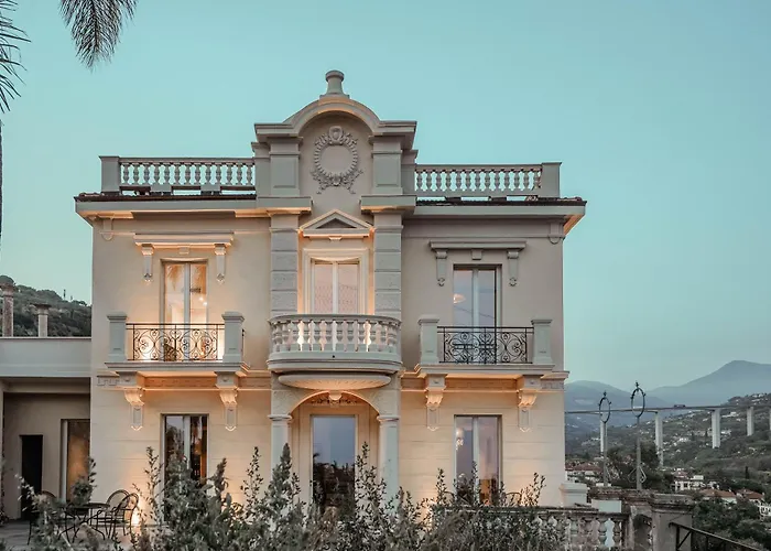 بيت ضيافة Residenza Genua 4*